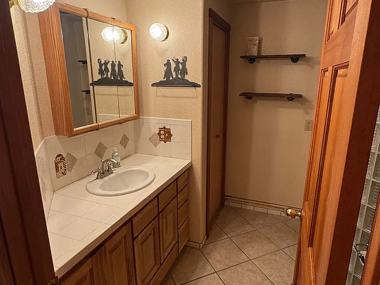 225 Mission View Dr — Photo 33