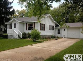 4515 S Quarterline Rd, Muskegon, MI 49444