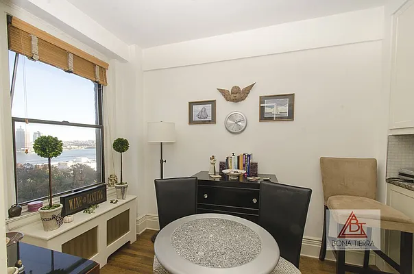 Sold by Bona Tierra | media 1