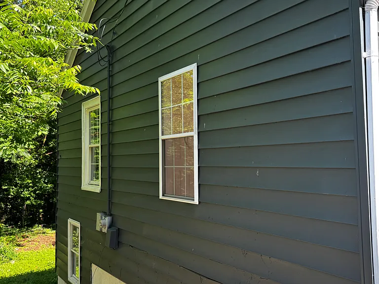 1611 Gray Ave — Photo 4