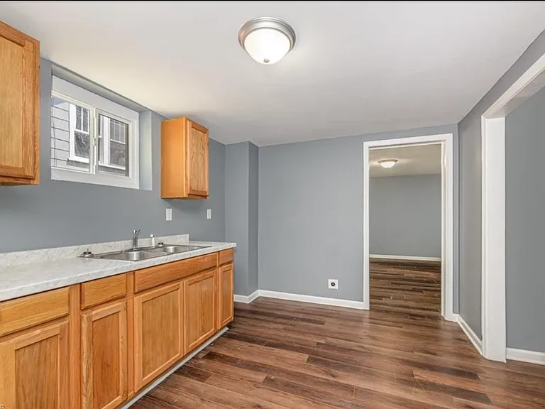 518 N Scales St #3 — Photo 10