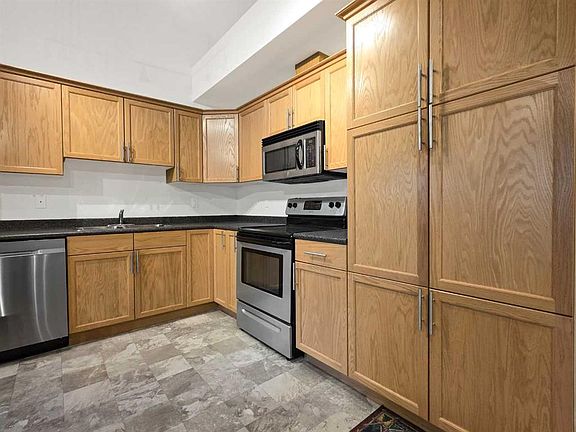 4th image of 160 E Moberly Rd #409