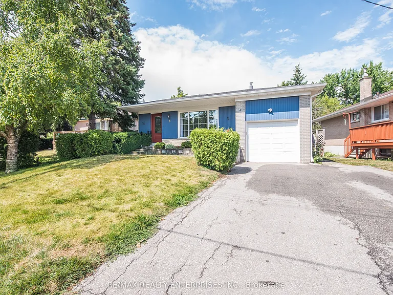8 Weber Dr — Photo 2