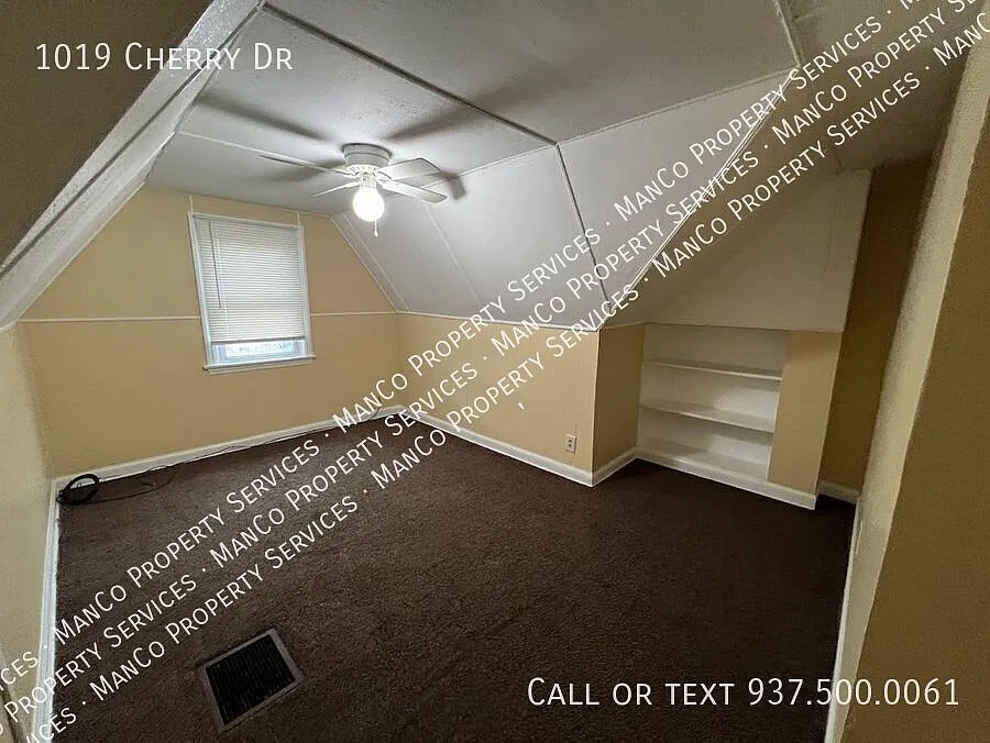 Building Photo - 1019 Cherry Dr