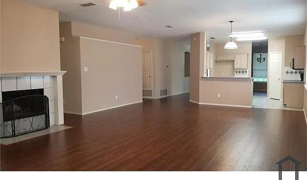 8508 Clearbrook Dr — Photo 1