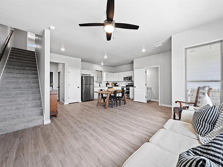 746 Meiomi Dr — Photo 27