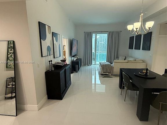 4th image of 951 Brickell Ave APT 4105