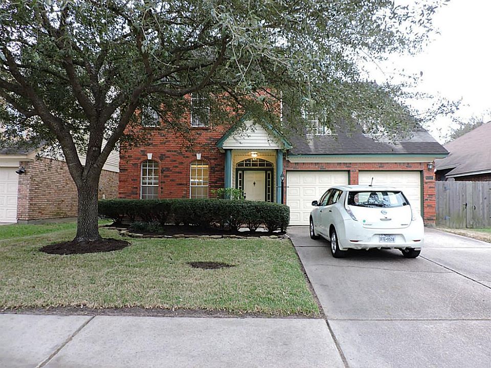 1st image of 8318 Lake Crystal Dr