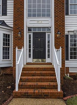 3rd image of 5520 Bosworth Pl