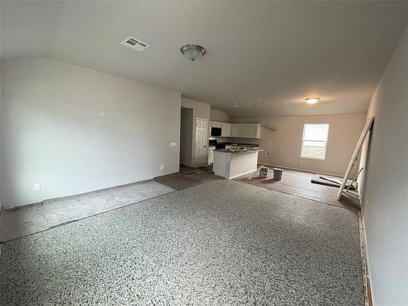 4th image of 2233 SE 90th St