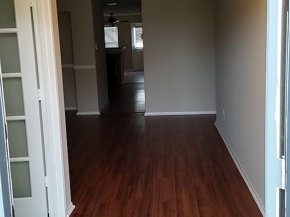 3rd image of 2104 Barracks Dr