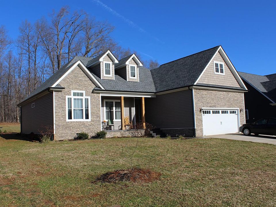 1st image of 1625 Willow Oak Dr