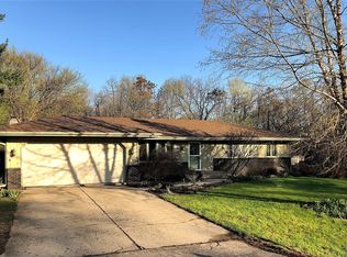 3865 Valerie Rd, Roscoe, IL 61073