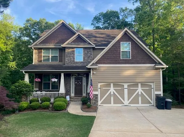 111 Oak Leaf Way, Hamilton, GA 31811