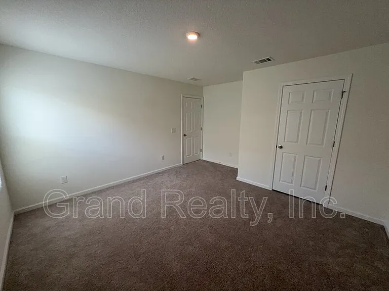 4360 Jitterbug St — Photo 23