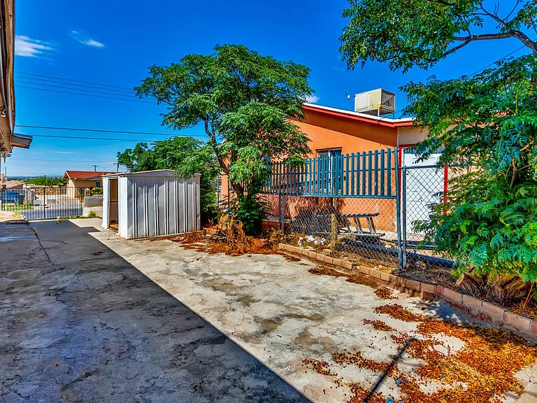 1001 Atwood Dr — Photo 34