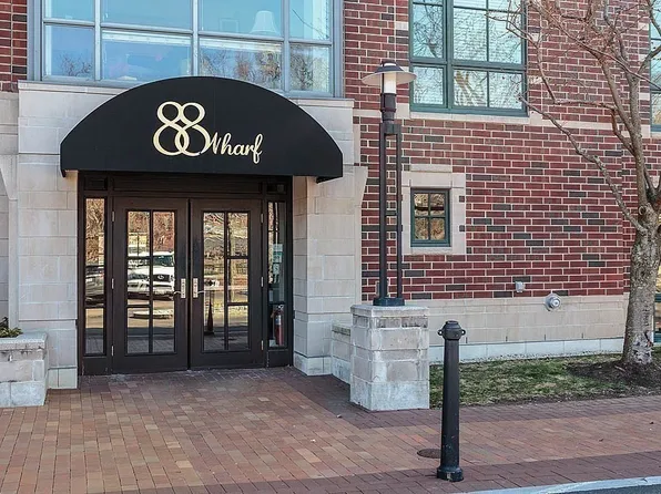 88 Wharf St Unit 401, Milton, MA 02186