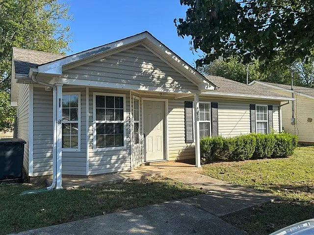 3 bed, 963 sqft, $1,150 — Photo 1