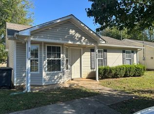 1054 Shadow Ridge Ave, Oak Grove, KY 42262