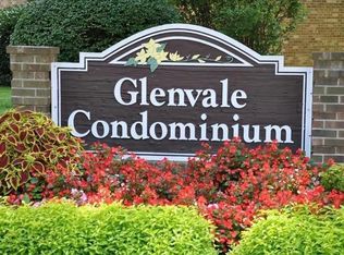 2339 Freetown Ct APT 33/2B, Reston, VA 20191