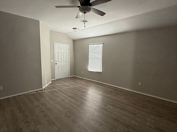 3rd image of 7525 Lipizzan Rd
