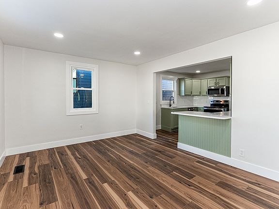 2nd image of 5821 Carl Pl