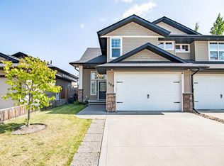 189 W Garrison Cir, Red Deer, AB T4P 0P5