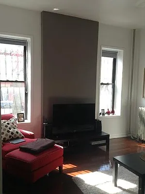 Rented by Triumph Property Group | media 15