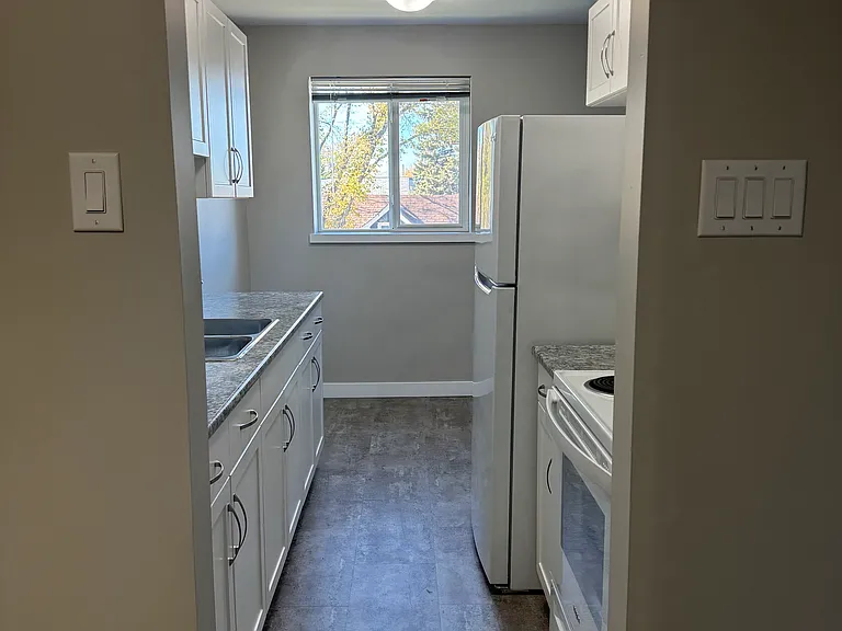 361 Powers St — Photo 29