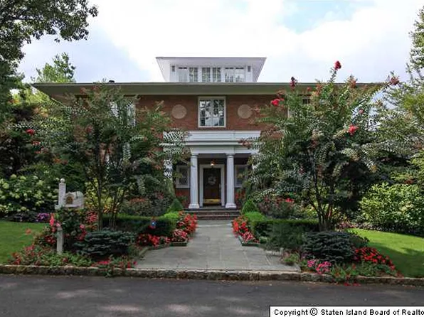 36 Copperflagg Ln image 1 of 20