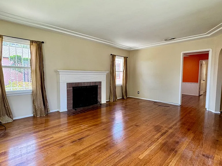 3513 S Sycamore Ave — Photo 10