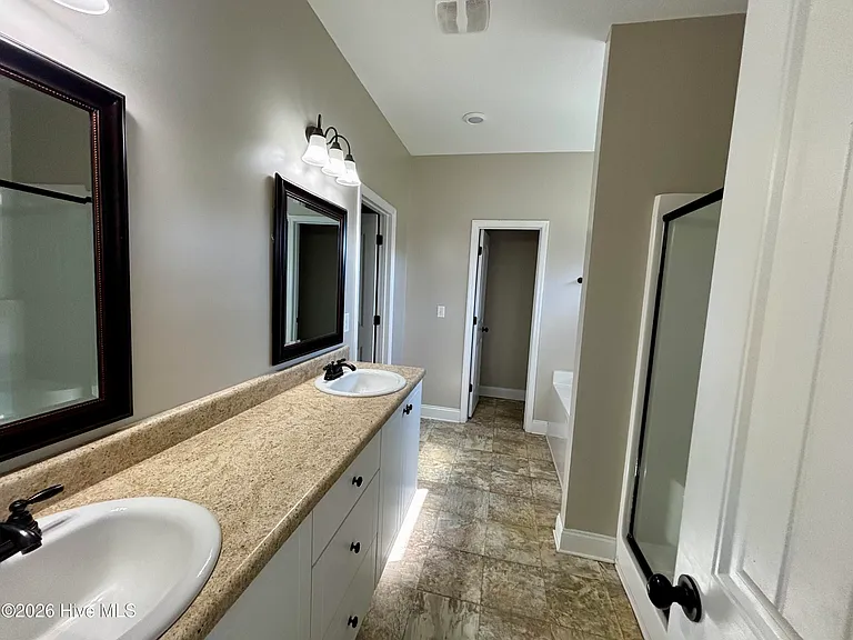 214 McDuffie Cir — Photo 14