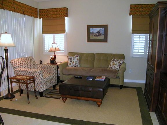  keeping room/family room 