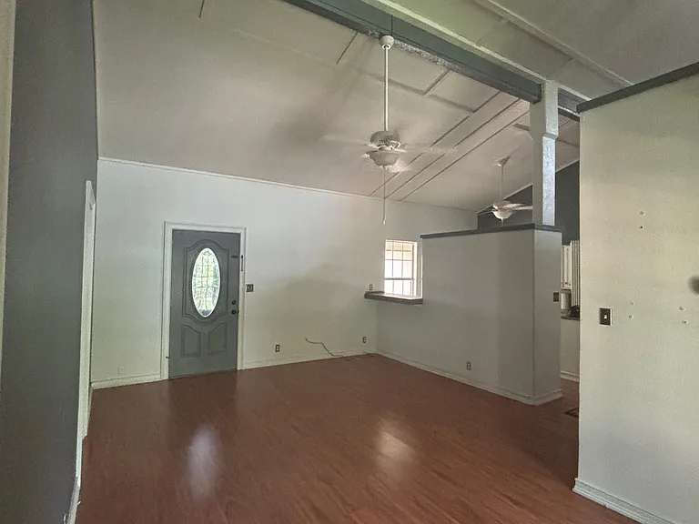 14801 General Williamson Dr — Photo 11