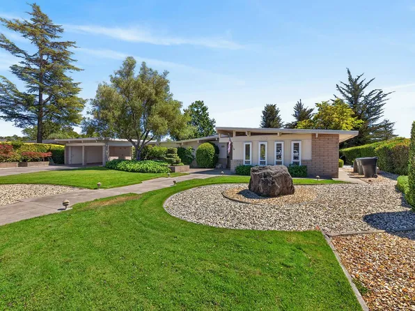 495 Country Club Drive, Santa Rosa, CA 95401