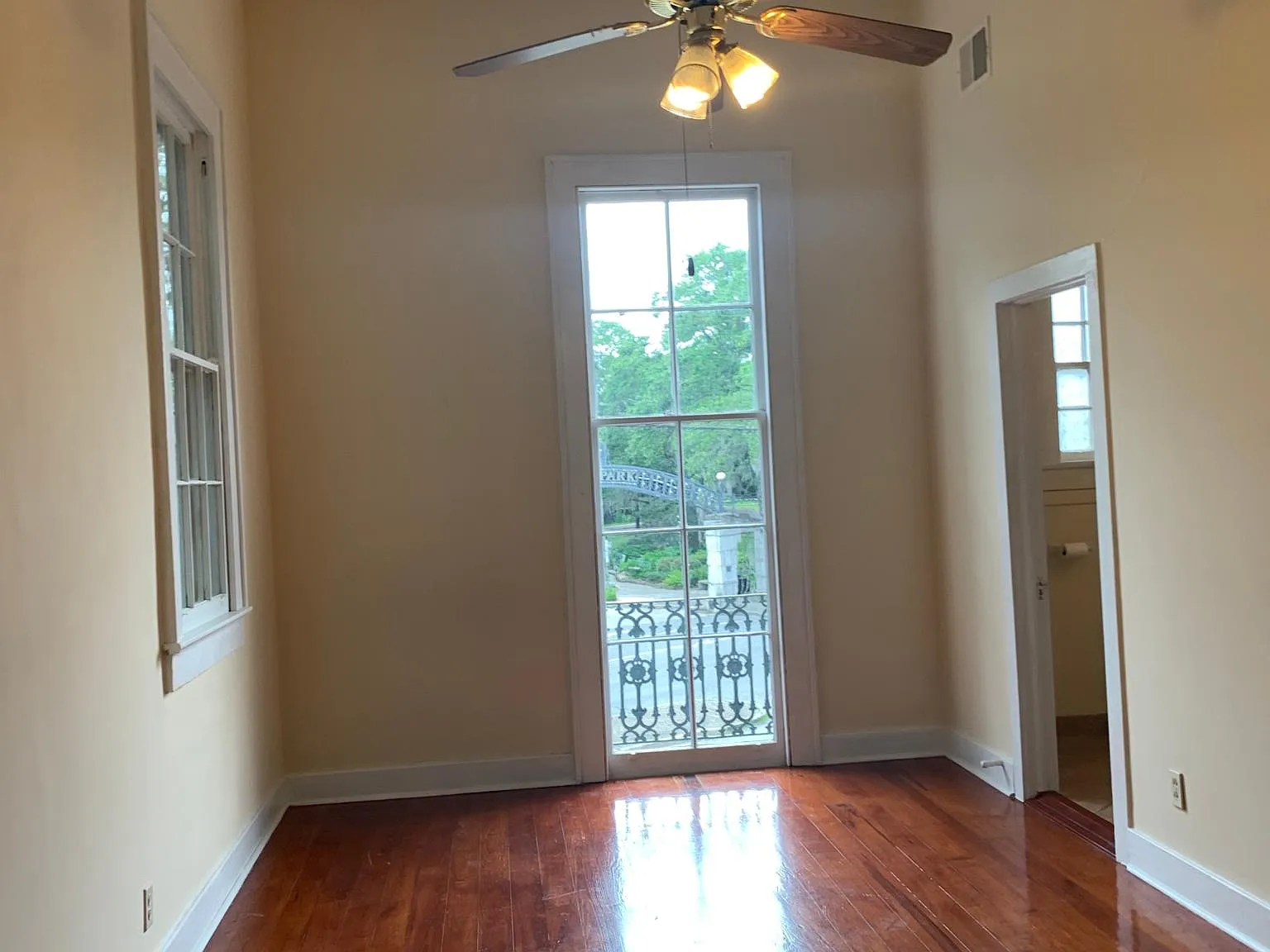 1 bed, 650 sqft, $1,400 — Photo 3