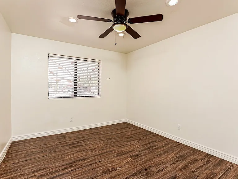 6428 S Buckaroo Loop — Photo 10