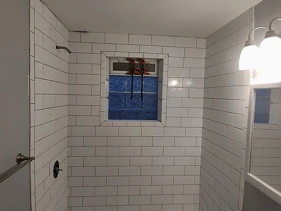 4th image of 807 Manning Ave #831