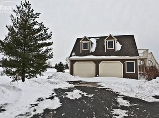 2461 E Baldwin Rd, Grand Blanc, MI 48439
