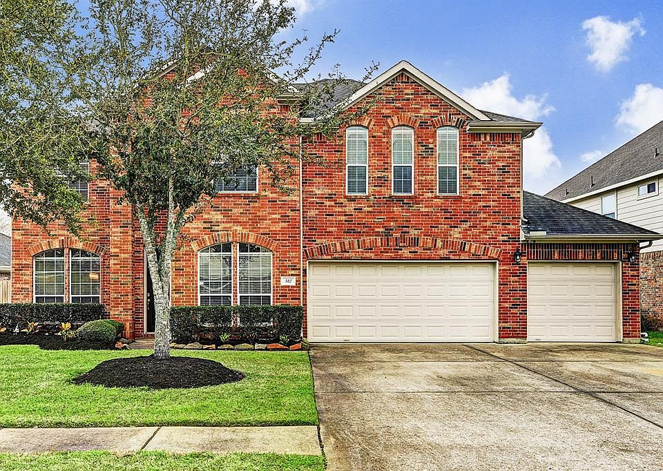 1st image of 512 White Oak Pointe
