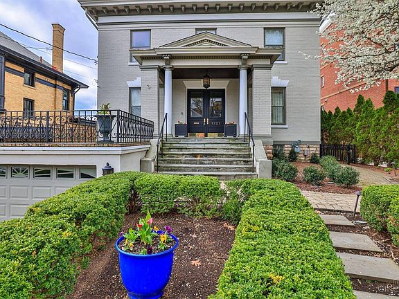 3rd image of 1721 E McMillan St