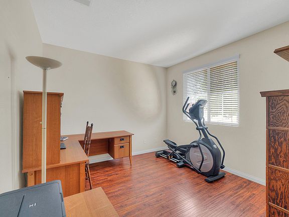 5th image of 36726 Clearwood Ct