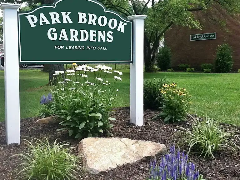 Park Brook Gardens — Photo 11