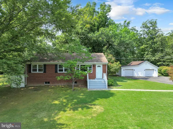 6645 Bitty Ln, La Plata, MD 20646