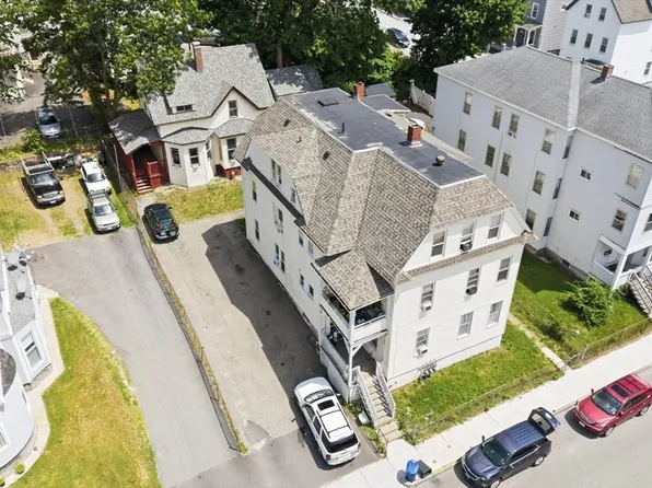 5 5.5 #&-7, Worcester, MA 01609