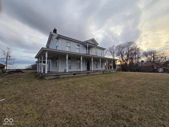 5455 E High School Rd, Butlerville, IN 47223