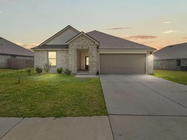 784 Gold Finch Way, Lake Charles, LA 70611