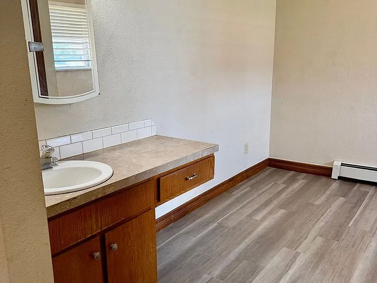 1628 Azalea Dr #4 — Photo 5