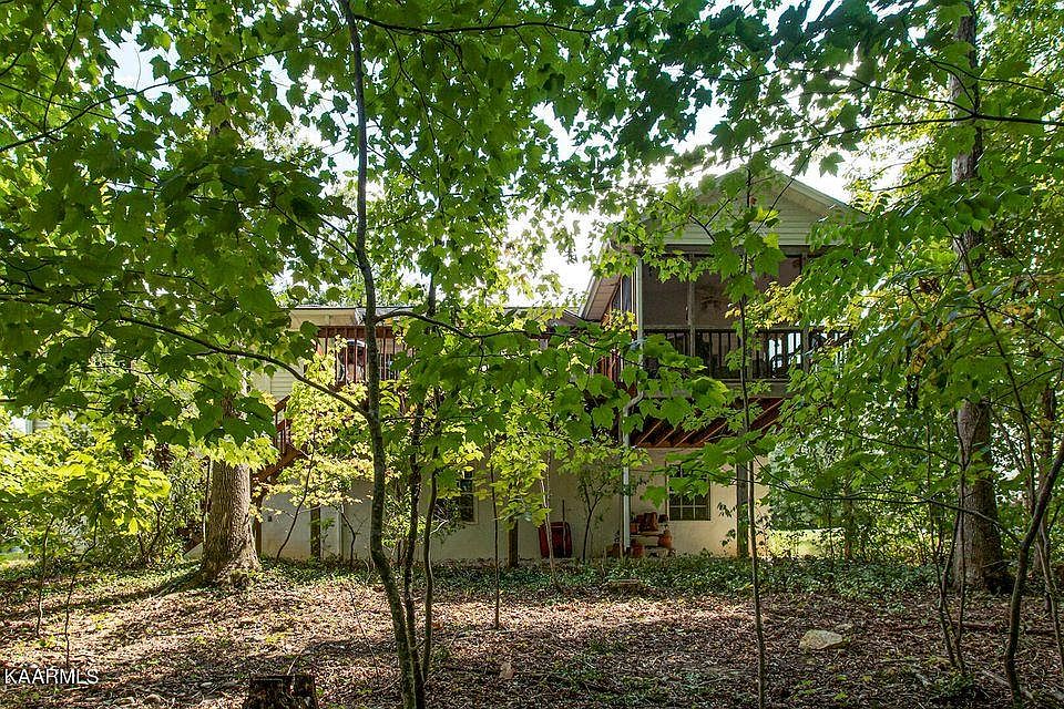 2nd image of 314 Ottawa Cir