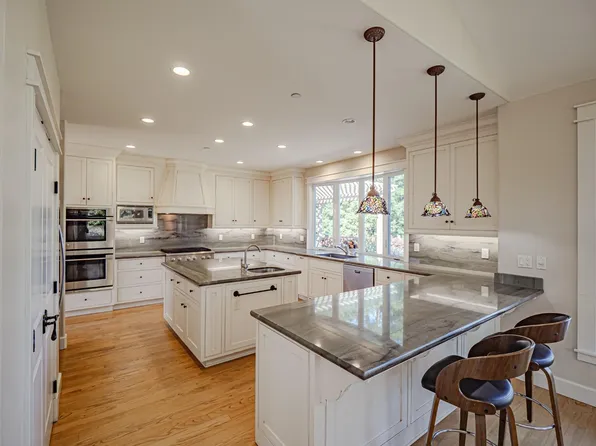 264 Oak Hl, Watsonville, CA 95076